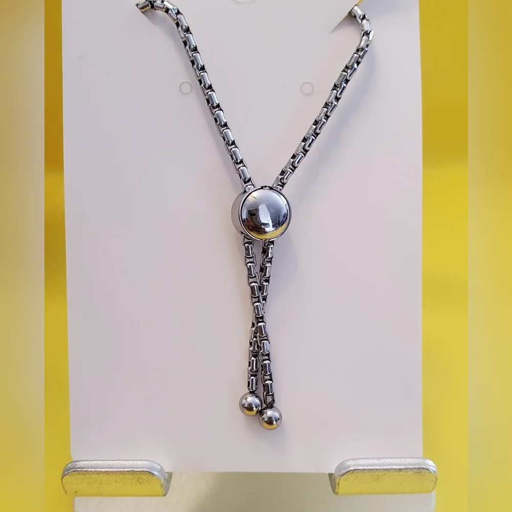 Hamsa Hand Bracelet - Picture 2 of 2
